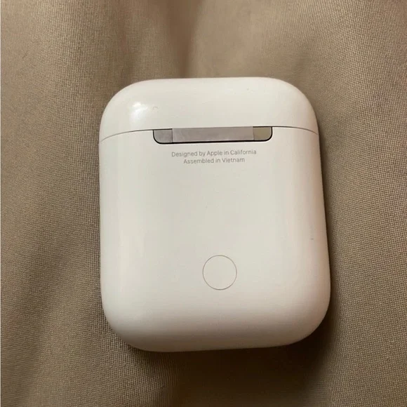 AirPods (2nd generation)